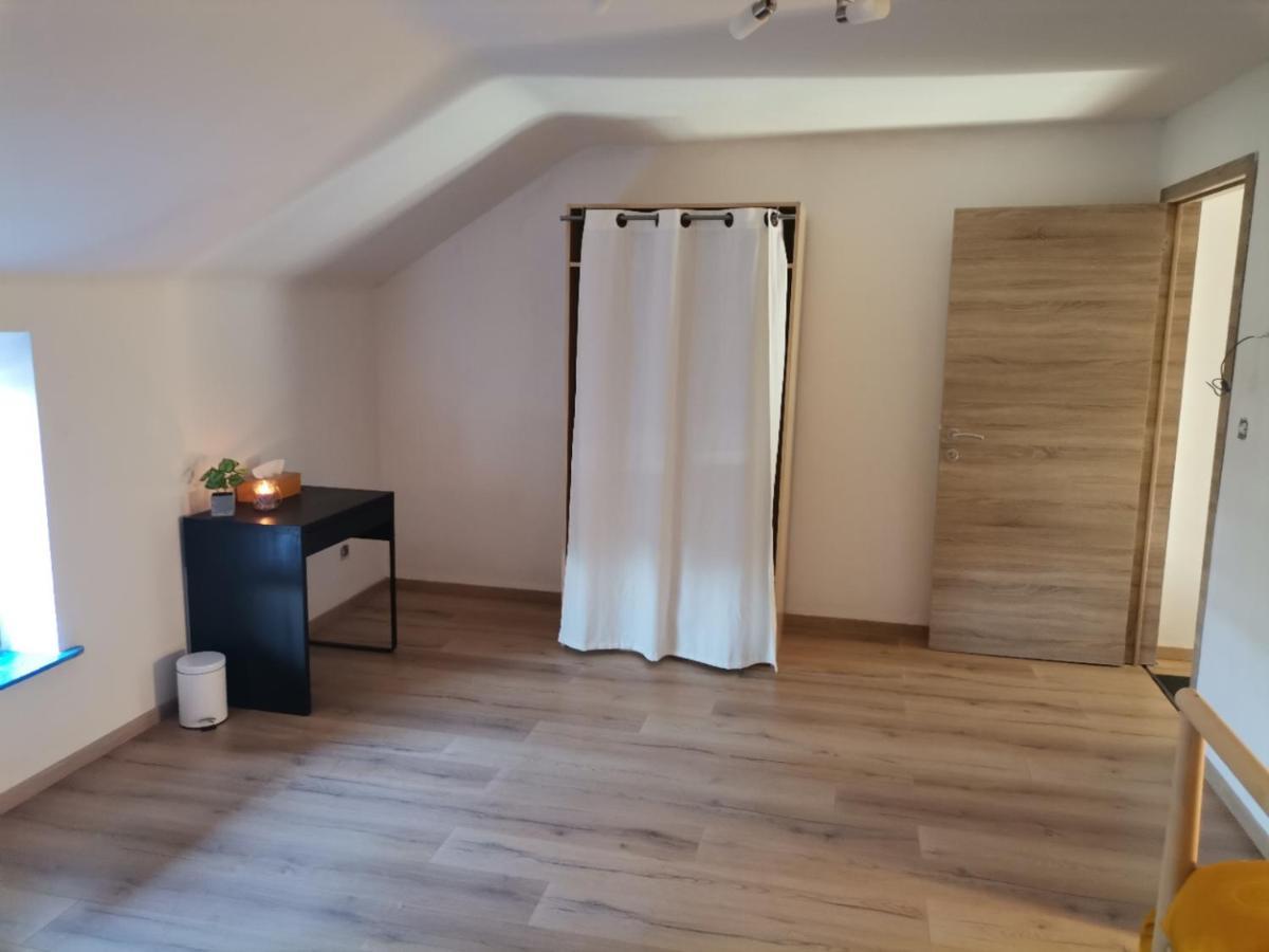 Le Caillou Blanc Apartment Charleroi Exterior photo