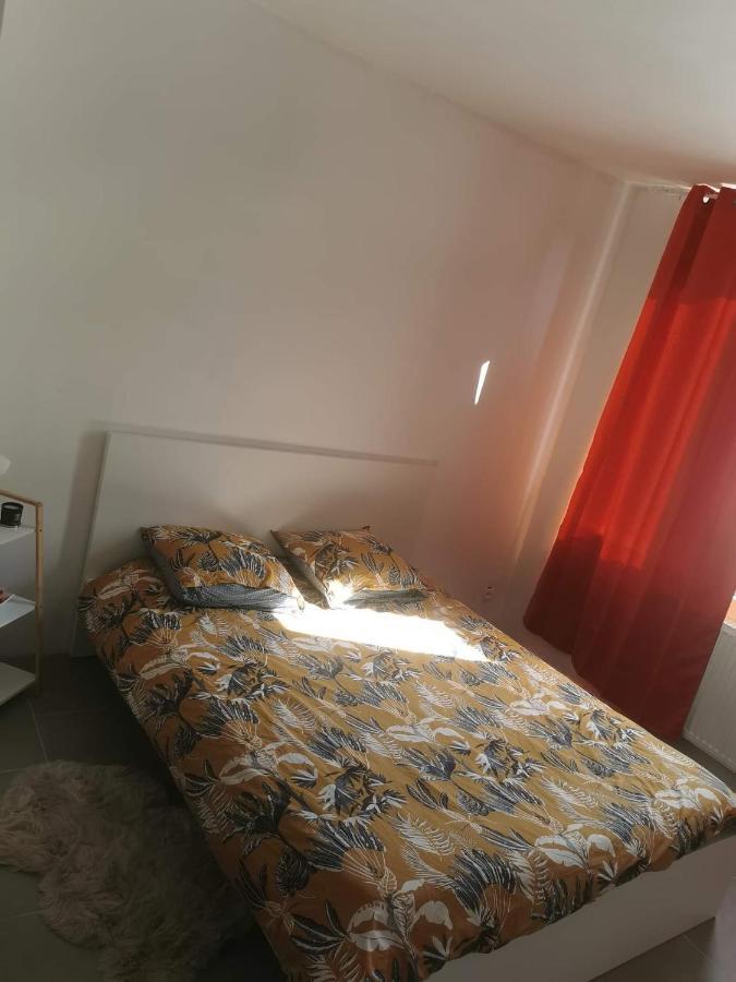 Le Caillou Blanc Apartment Charleroi Exterior photo